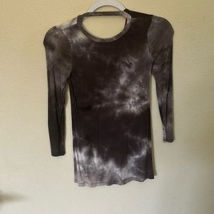 Tie die gray and white dress